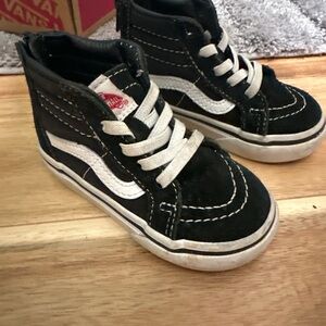 Tiny Kicks, Big Style – Vans Sk8-Hi Black/White – Size 5.5